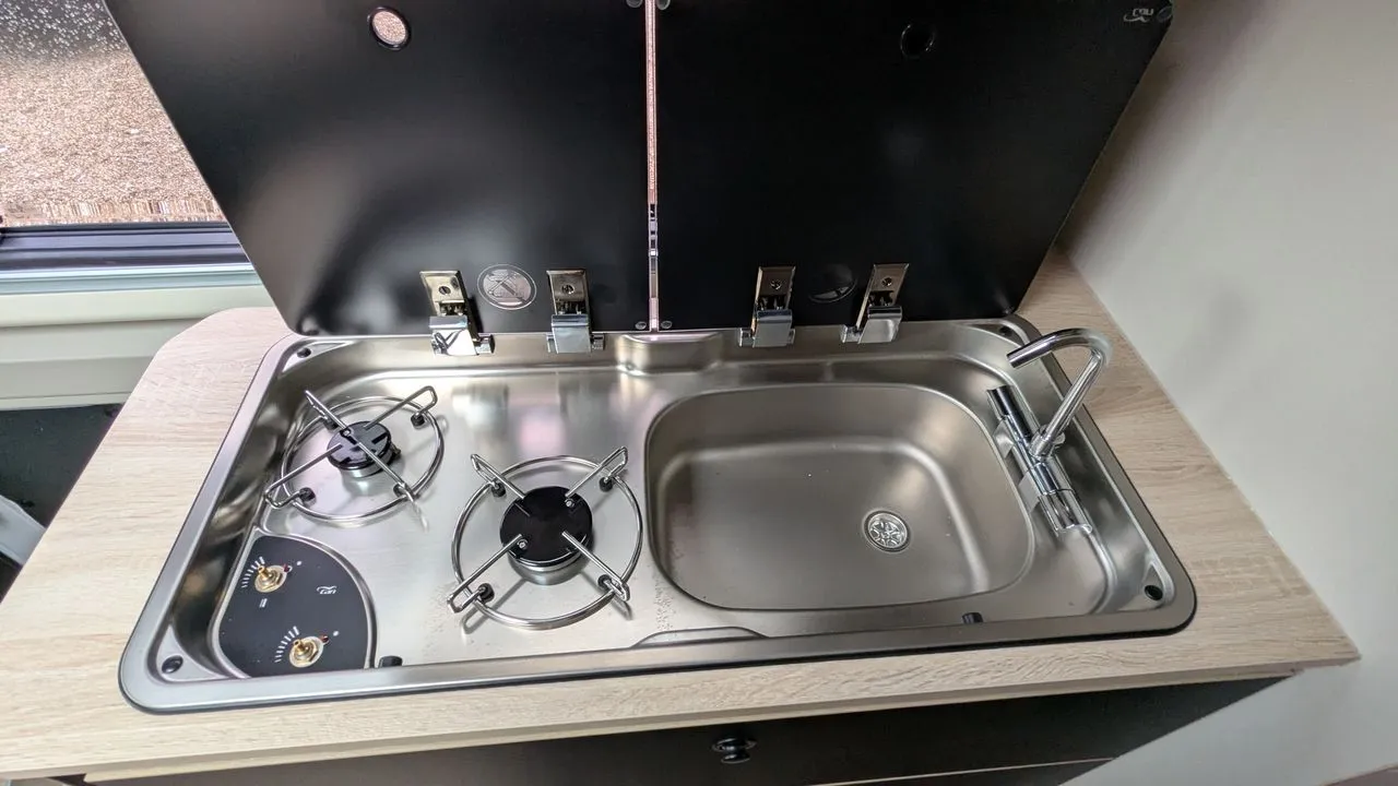 Fourgon aménagé - Challenger - V 217 SPORT EDITION - 2026