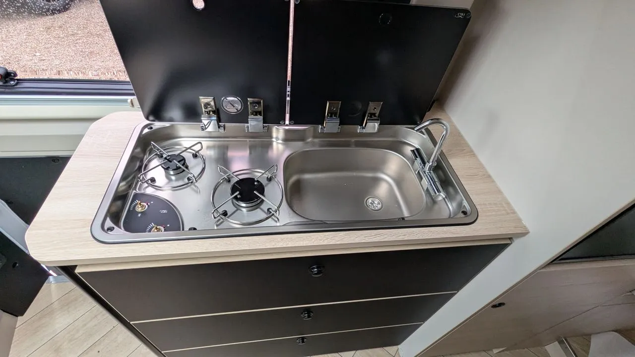 Fourgon aménagé - Challenger - V 217 SPORT EDITION - 2026