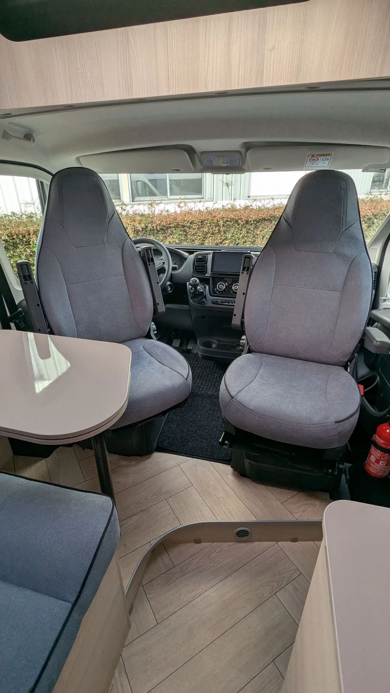 Fourgon aménagé - Challenger - V 114 MAX BREAK EDITION LIGHT - 2026