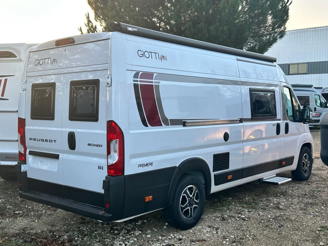 Fourgon aménagé - Giottiline - VAN 64 G - 2026