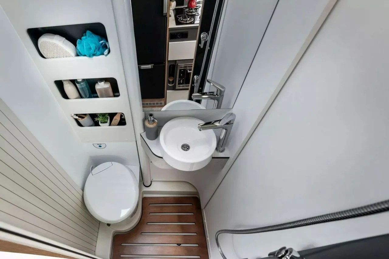 Fourgon aménagé - Giottiline - VAN 64 G - 2026