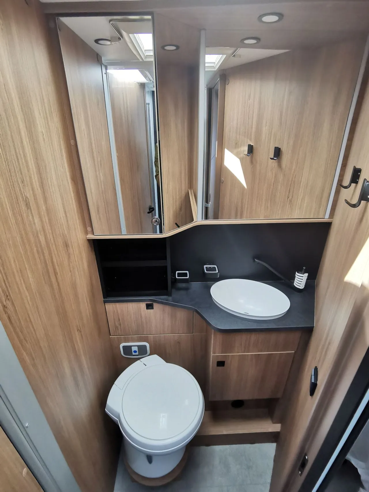 Camping-car - Challenger - 318 COSY - 2026