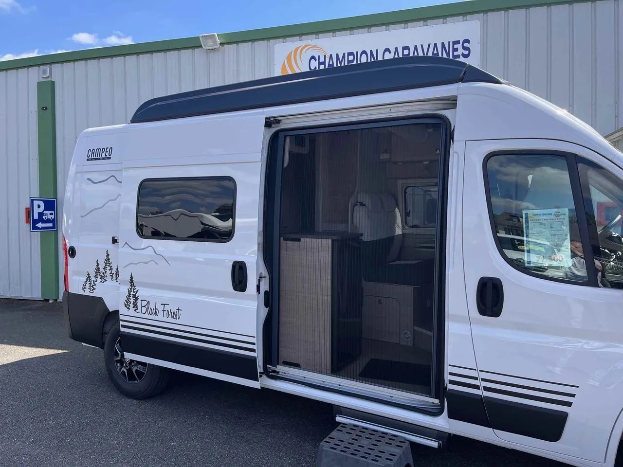Fourgon aménagé - Burstner - CAMPEO C600 BLACK FOREST - 2024