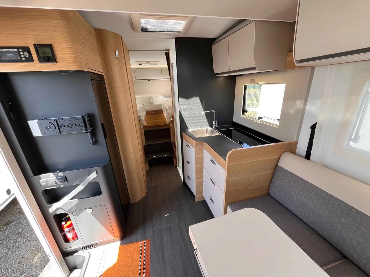 Fourgon aménagé - Adria - Matrix axess 650 DL - 2025