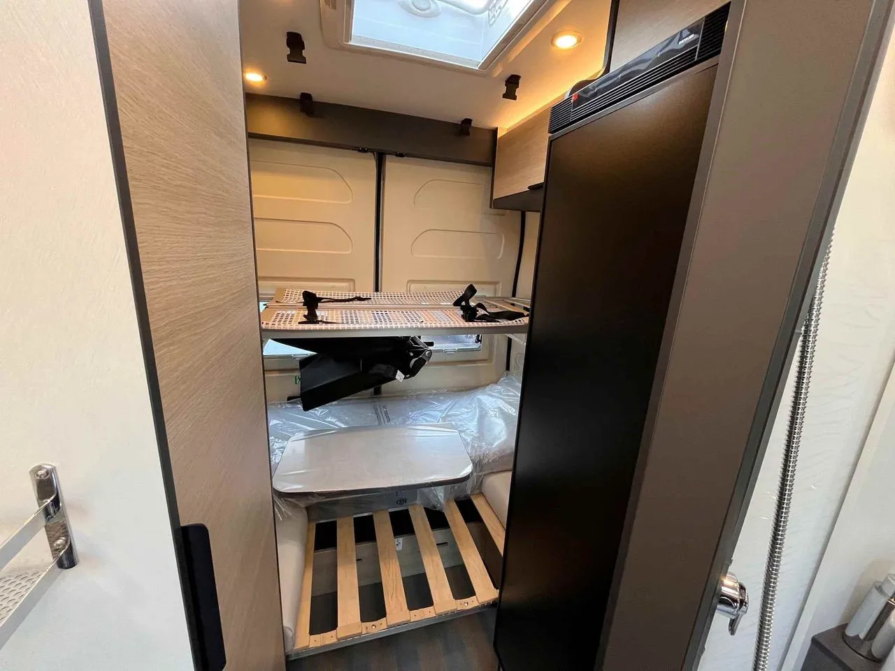 Fourgon aménagé - Dreamer - CAMPER FIVE - 2025