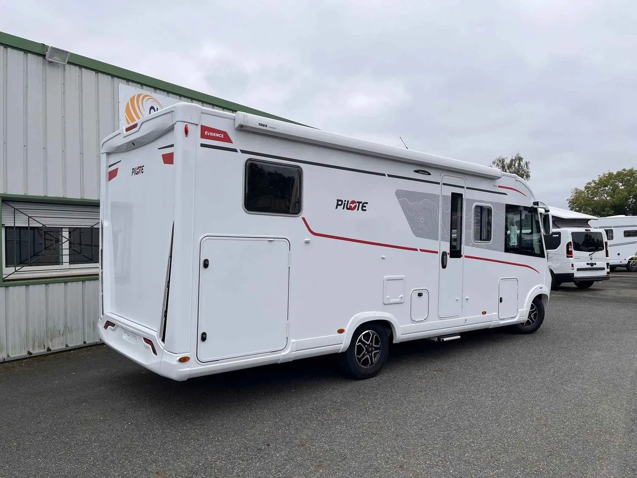 Camping-car - Pilote - G 740 FGJ EVIDENCE