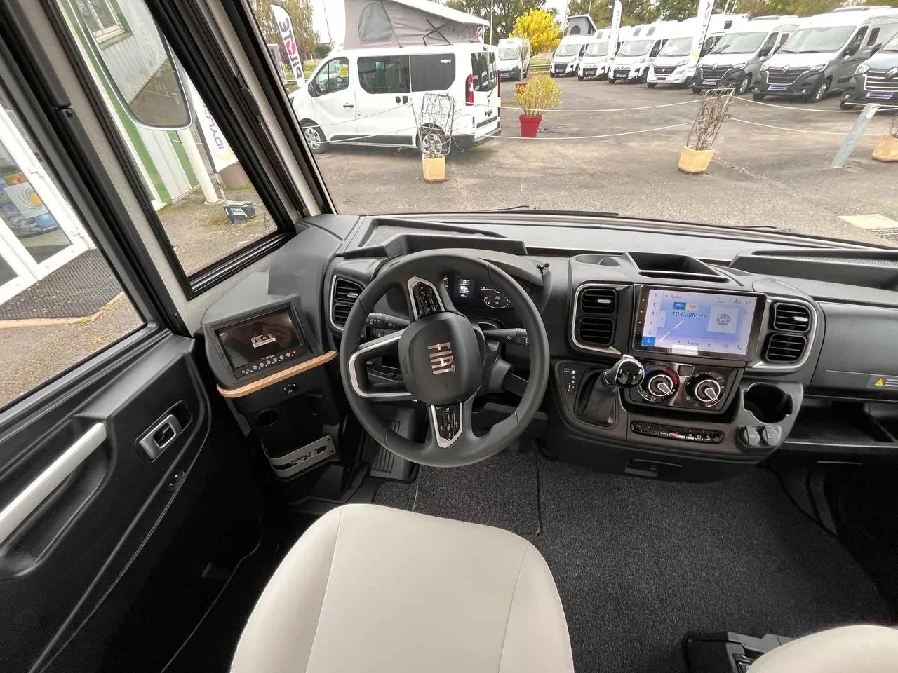 Camping-car - Pilote - G 740 FGJ EVIDENCE