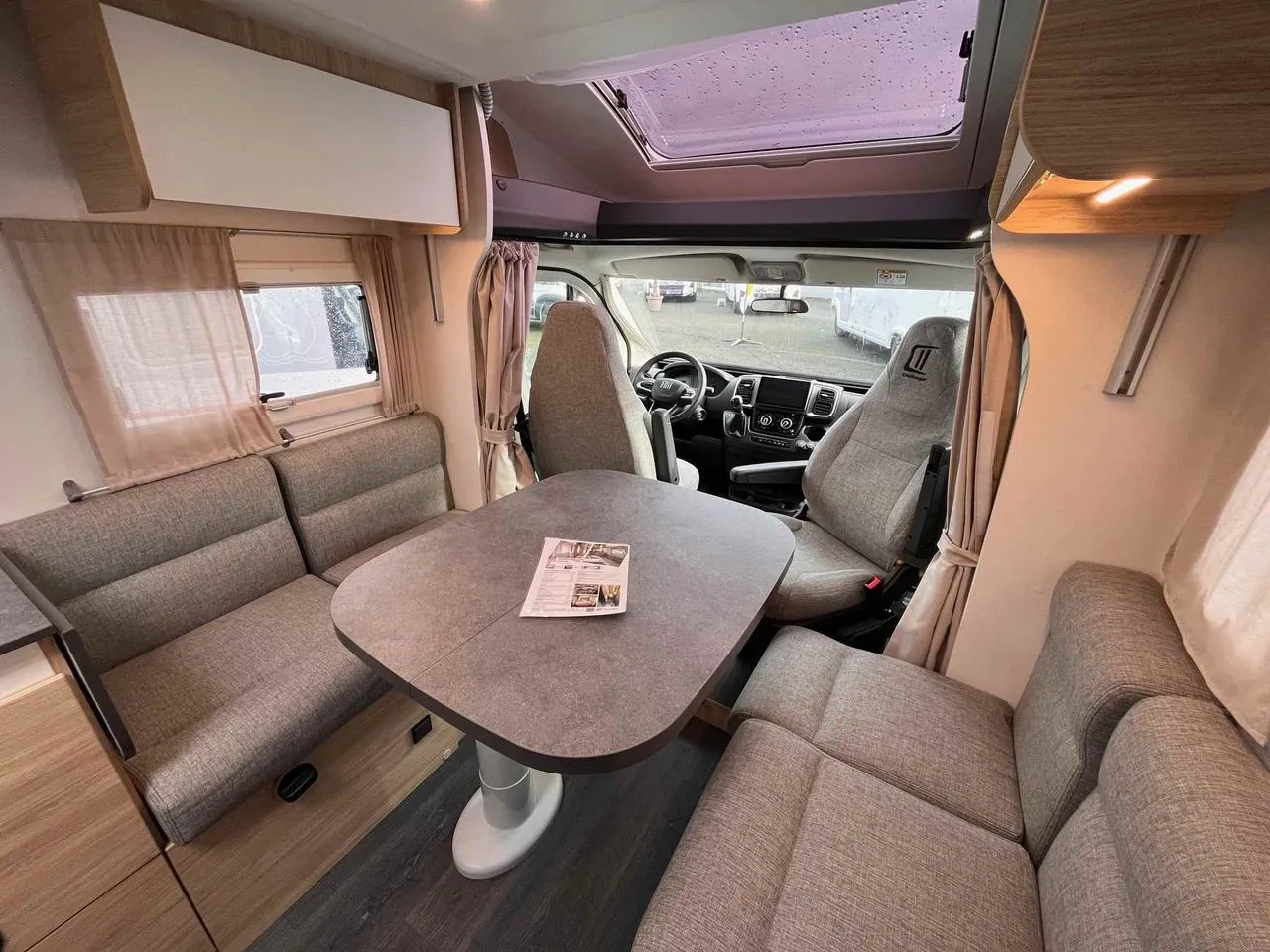 Camping-car - Challenger - 318 ANNIVERSAIRE