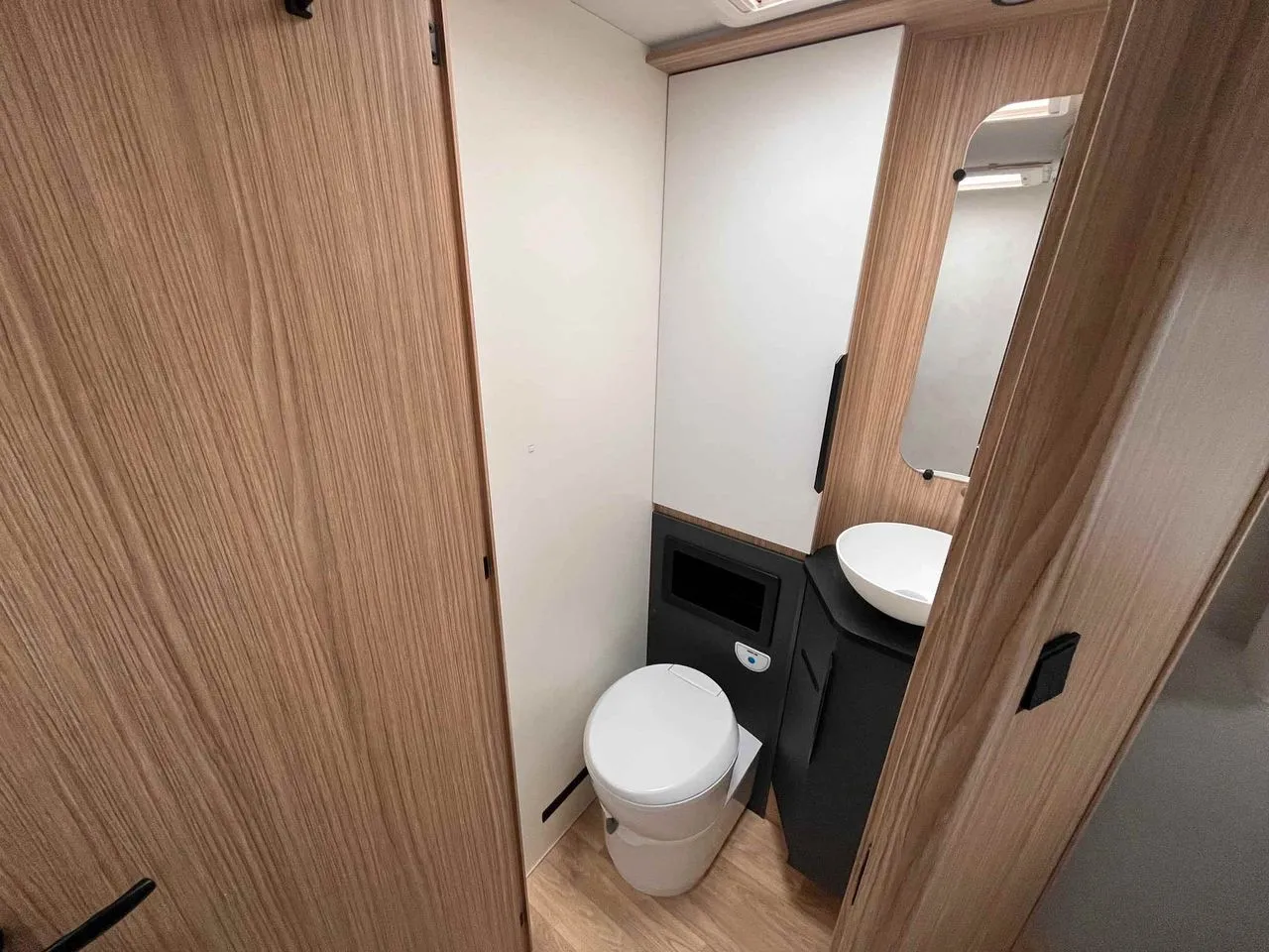 Camping-car - Pilote - G 720