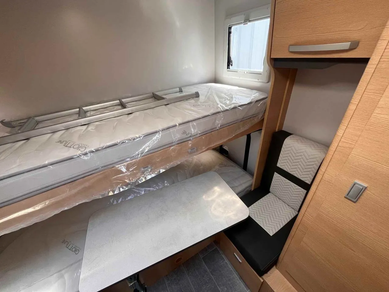 Camping-car - Giottiline - SIENA 396 PREMIERE EDITION