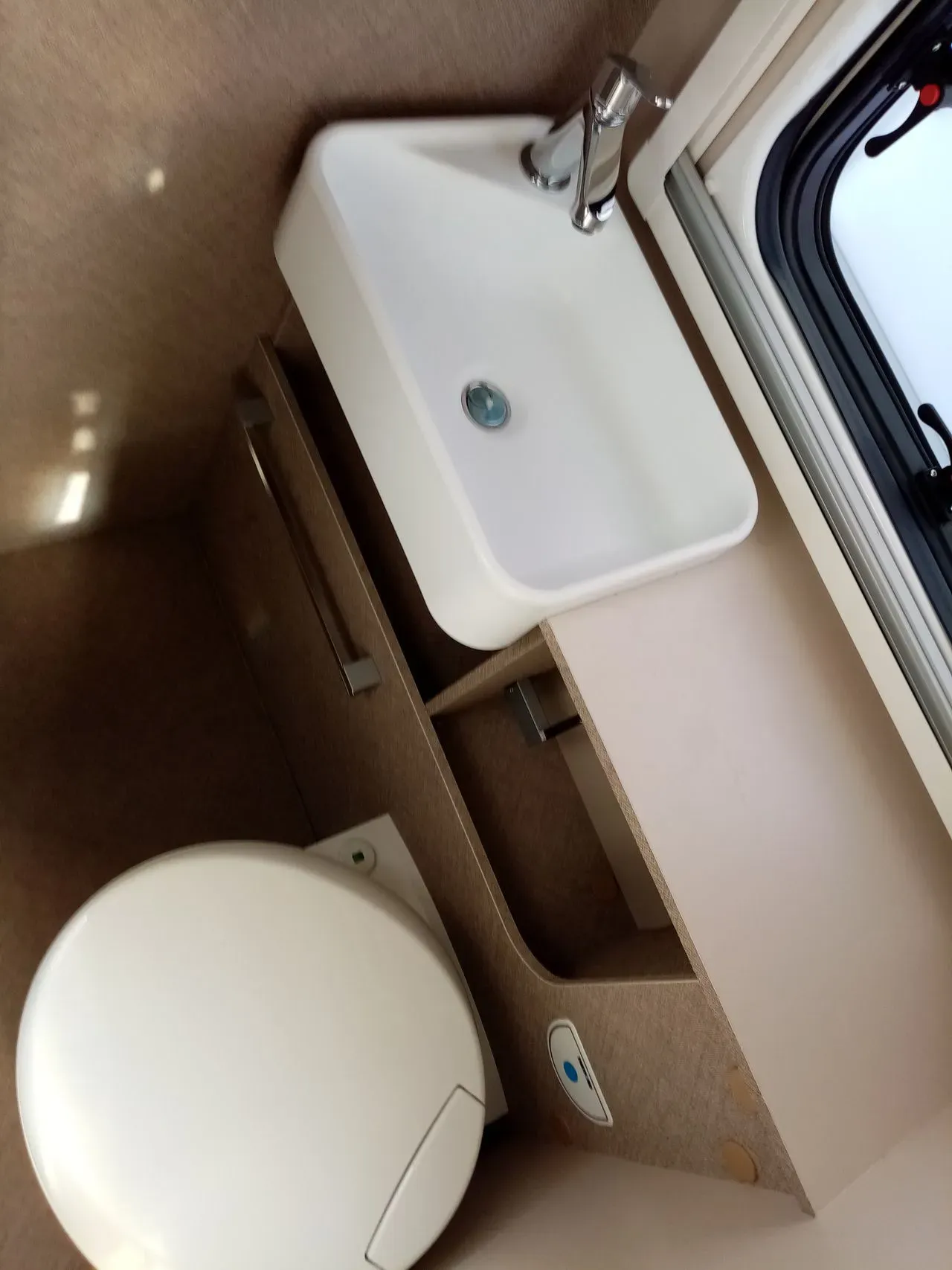 Fourgon aménagé - Karmann - TREND STYLE 595 MAXI SALON ET DOUCHE . - 2025