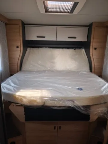 700 LX * 5000€ ACCESOIRES OFFERT.