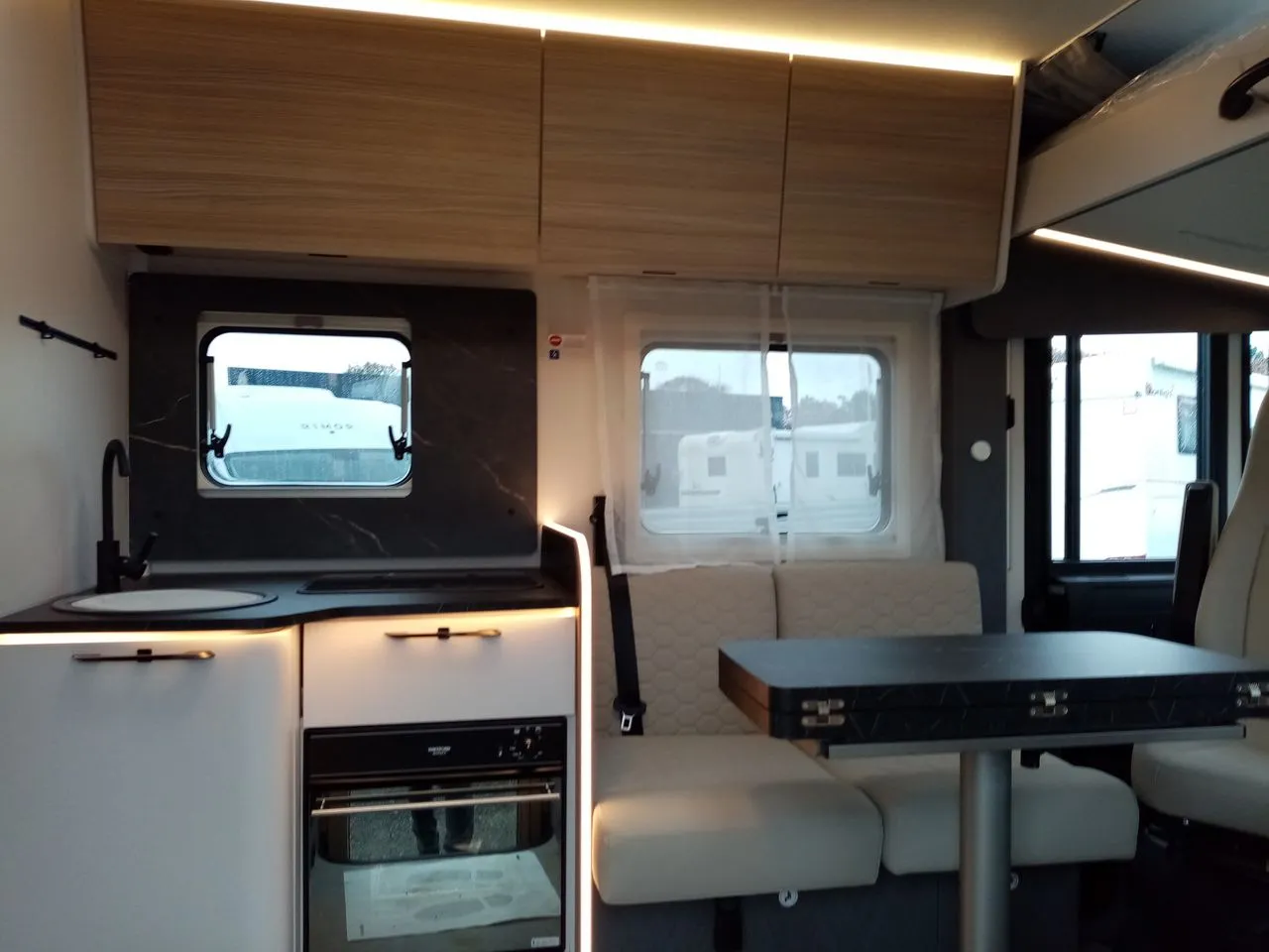 Camping-car - Etrusco - I 7400 QBC 2026.