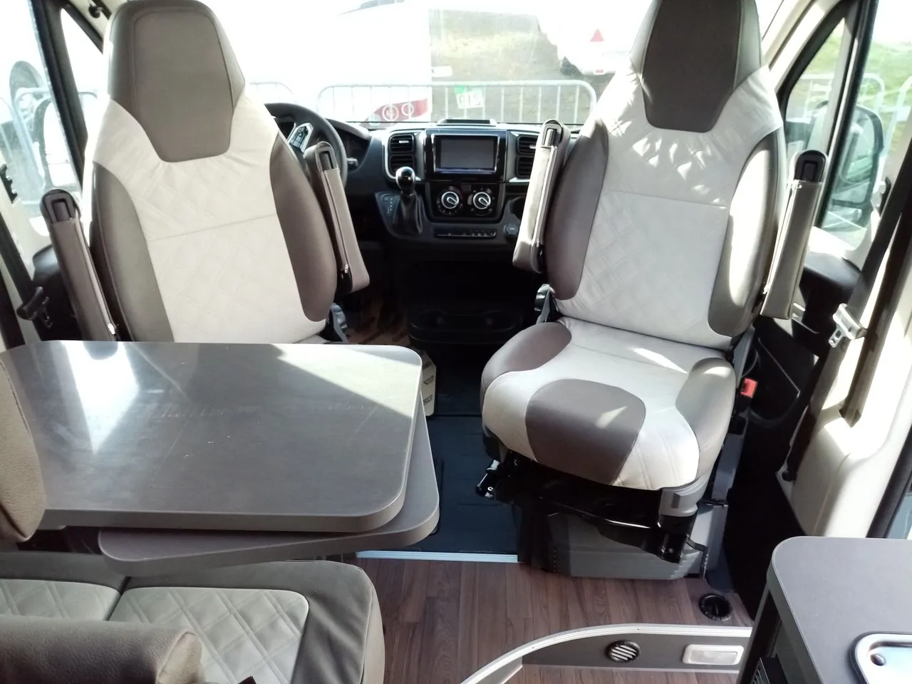 Fourgon aménagé - Knaus - BOXLIFE 540 MQ BOITE AUTO - 2026