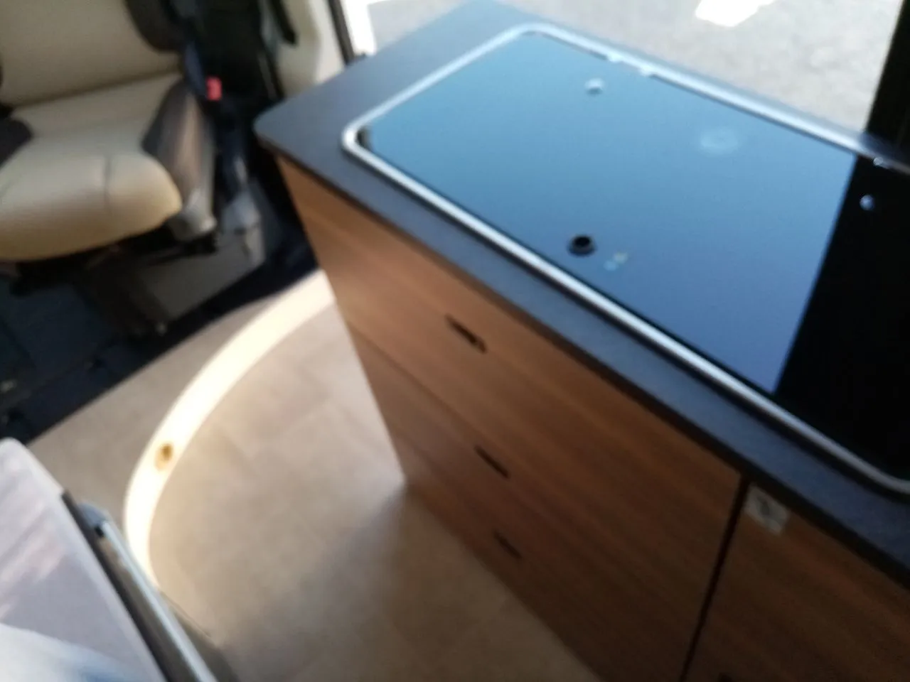 Fourgon aménagé - Rimor - HORUS 38 GRD FRIGO/CHAUF GASOIL MEGA PROMO.