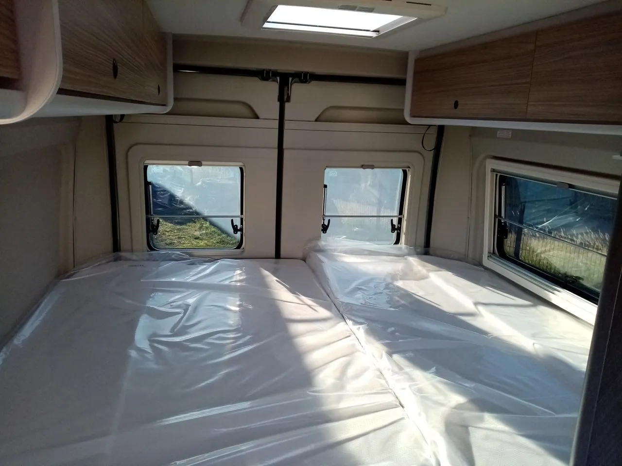 Fourgon aménagé - Etrusco - LIT JUMEAUX BOITE AUTO. - 2026