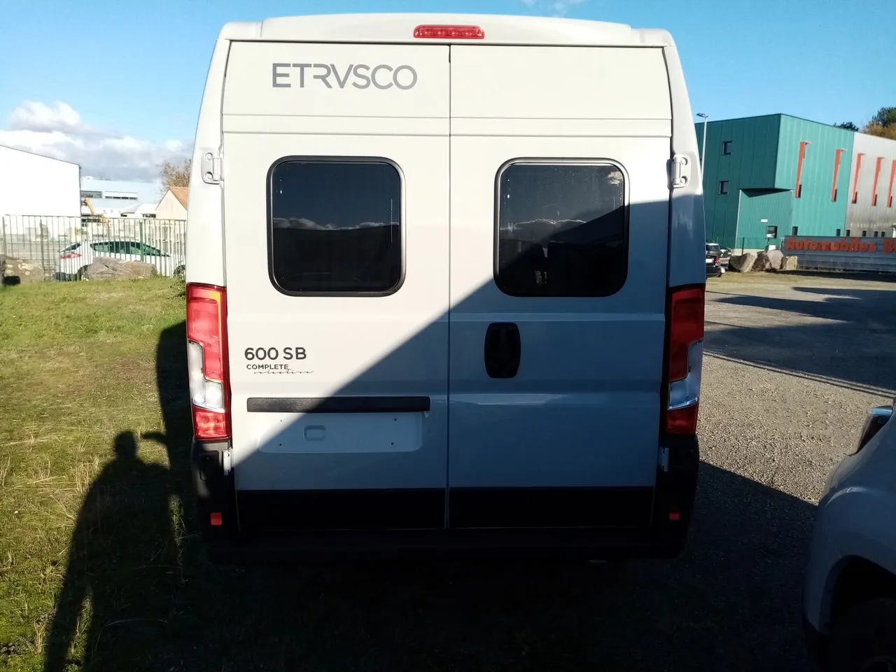 Fourgon aménagé - Etrusco - LIT JUMEAUX BOITE AUTO. - 2026