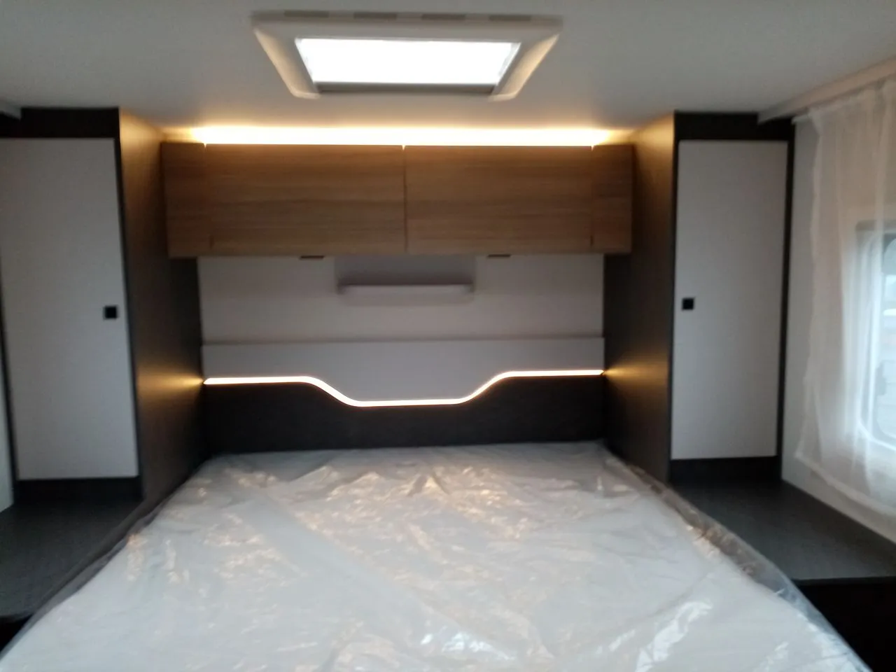 Camping-car - Etrusco - T 7400 QBC BOITE AUTO . - 2026