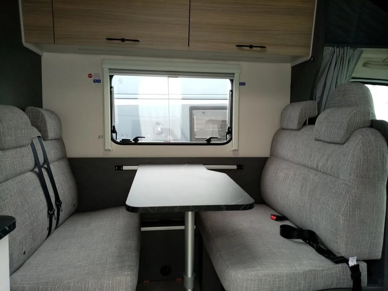 Camping-car - Etrusco - A 6.9 DB / 6 PL . - 2026