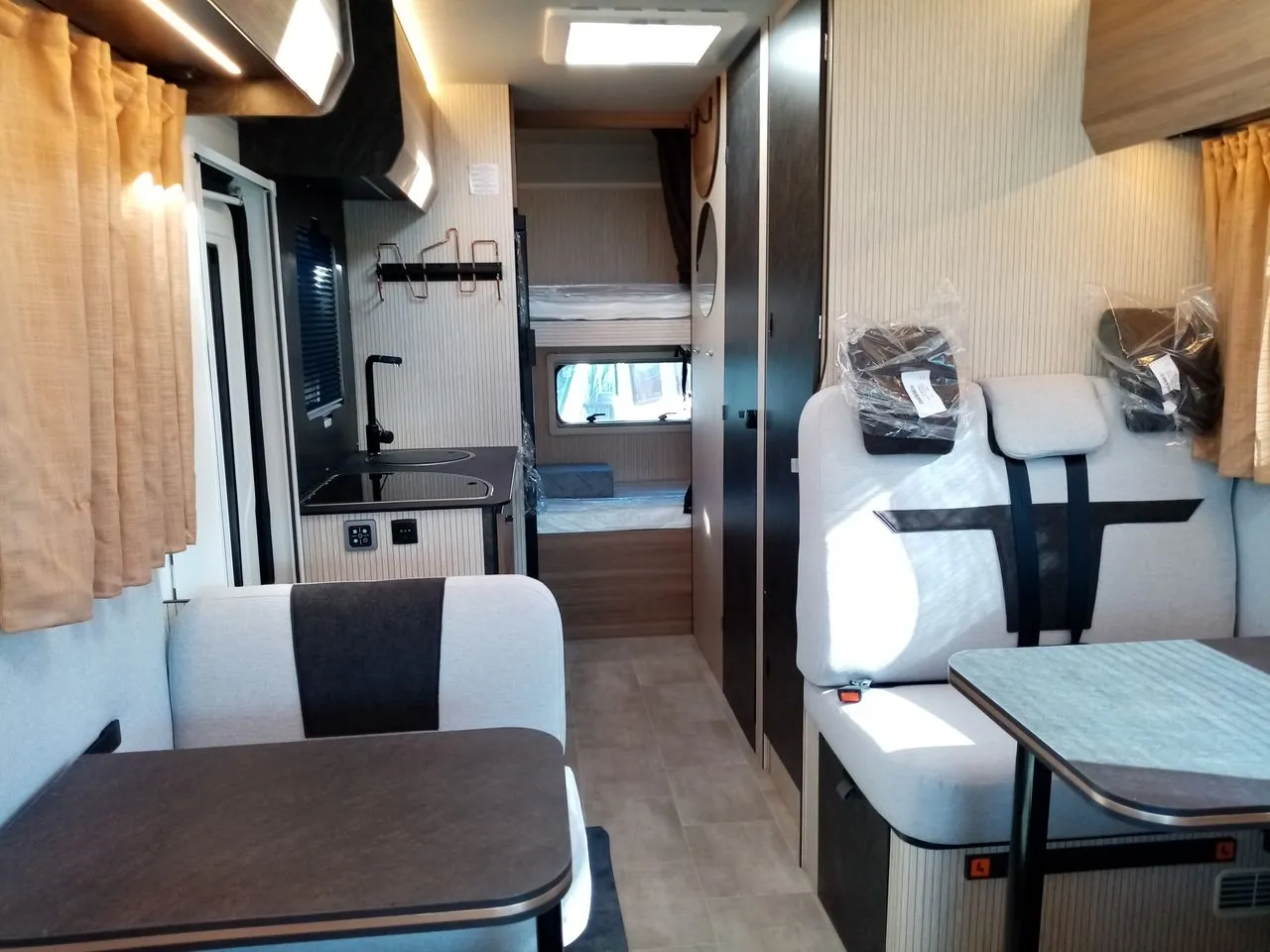 Camping-car - Rimor - SARUS 9 * 7 PL * - 2026