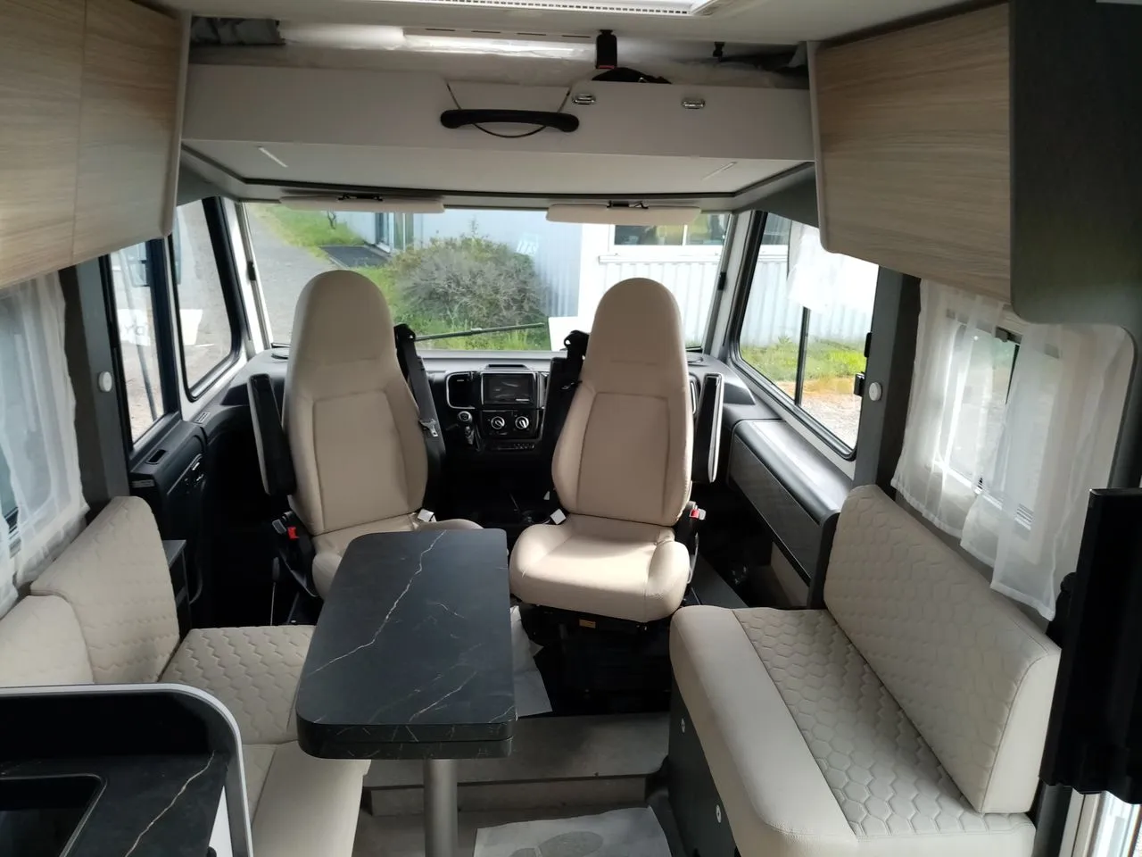 Camping-car - Etrusco - I 7400 QBC prêt à partir - 2026