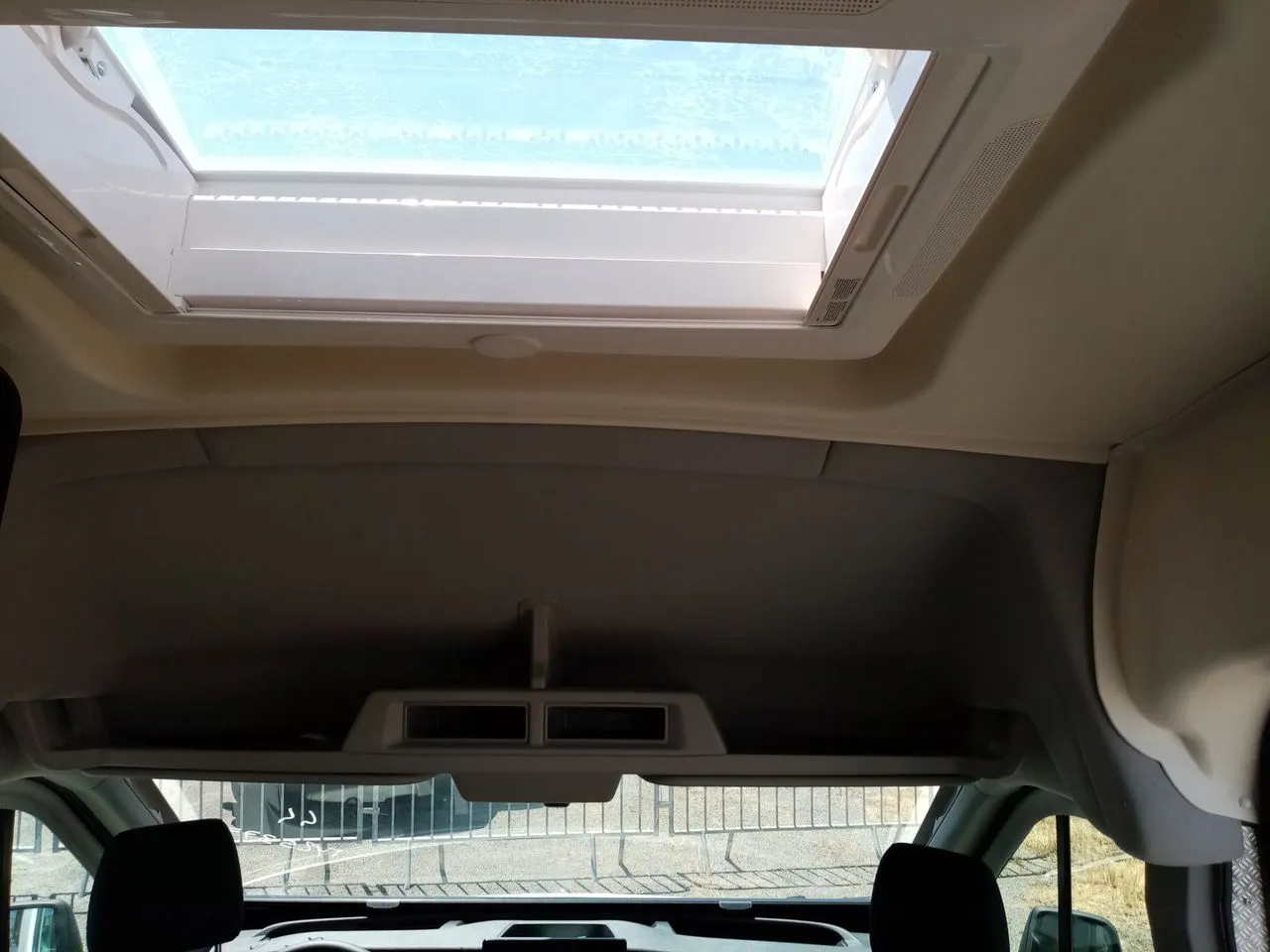 Fourgon aménagé - Rimor - VAN 238 *165CV* BOITE AUTO. - 2026