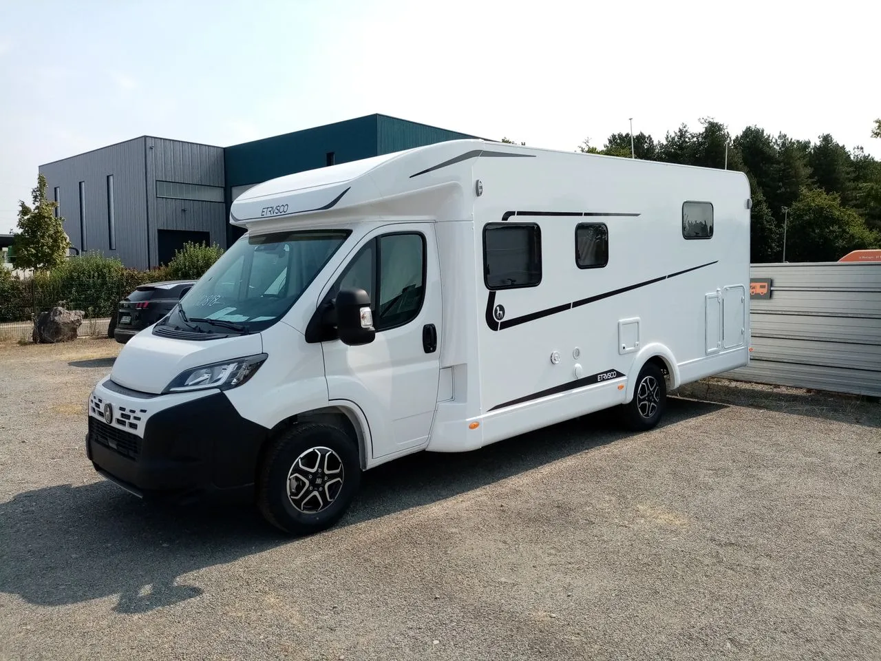 Camping-car - Etrusco - T 7.4 QBC AUTO / FOUR / MEDIA ECT. - 2027