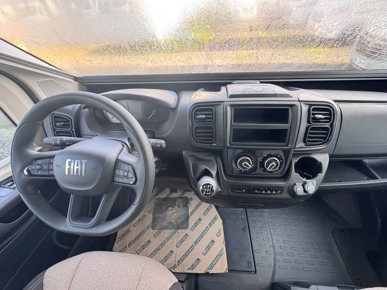 Camping-car - Rimor - SARUS 9 * 7 PL * - 2026
