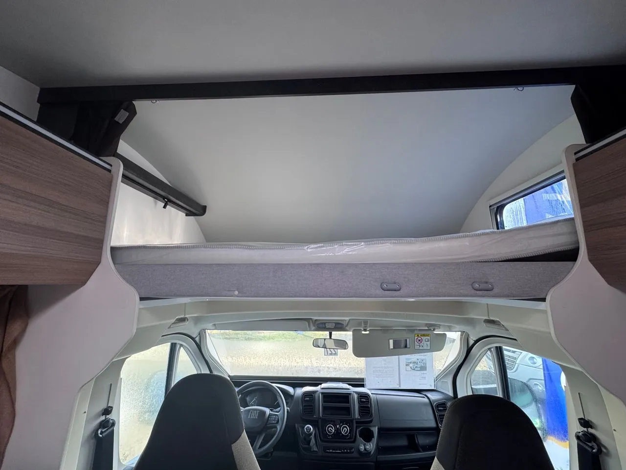 Camping-car - Rimor - SARUS 9 * 7 PL * - 2026