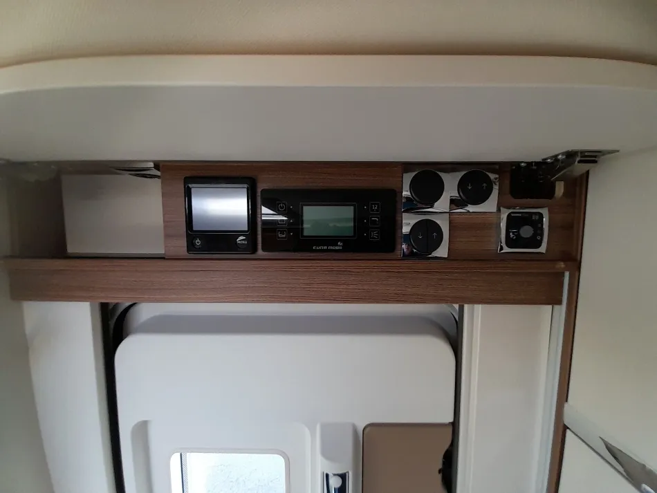 Camping-car - Eura Mobil - INTEGRA I 890 QB - 2024