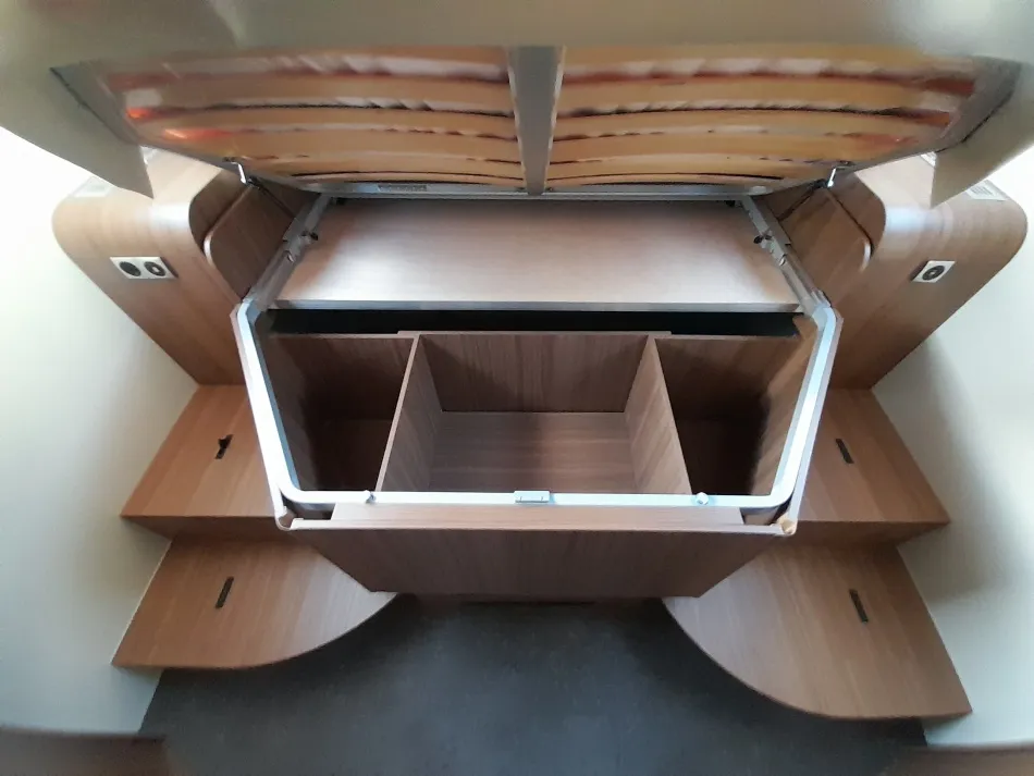 Camping-car - Eura Mobil - INTEGRA I 890 QB - 2024