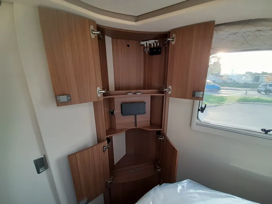 Camping-car - Eura Mobil - INTEGRA I 890 QB - 2024