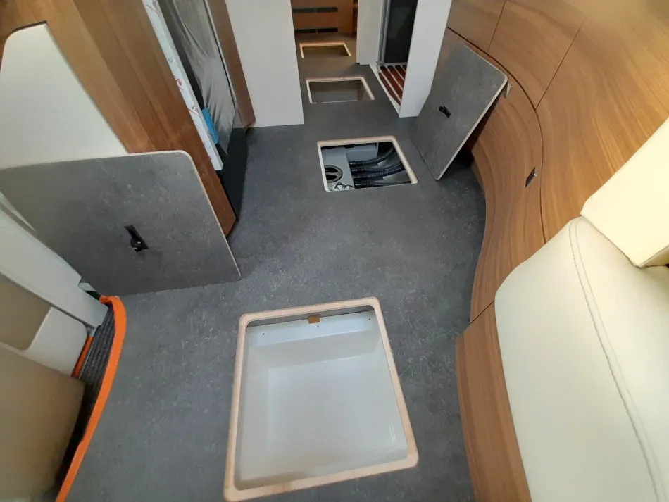 Camping-car - Eura Mobil - INTEGRA I 890 QB - 2024