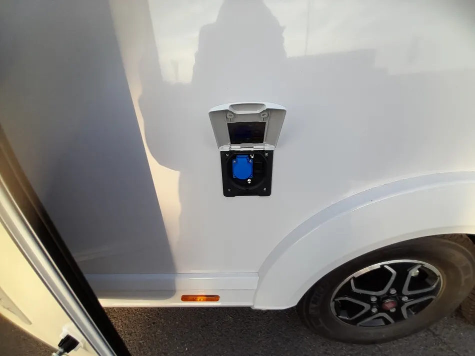 Camping-car - Eura Mobil - INTEGRA I 890 QB - 2024