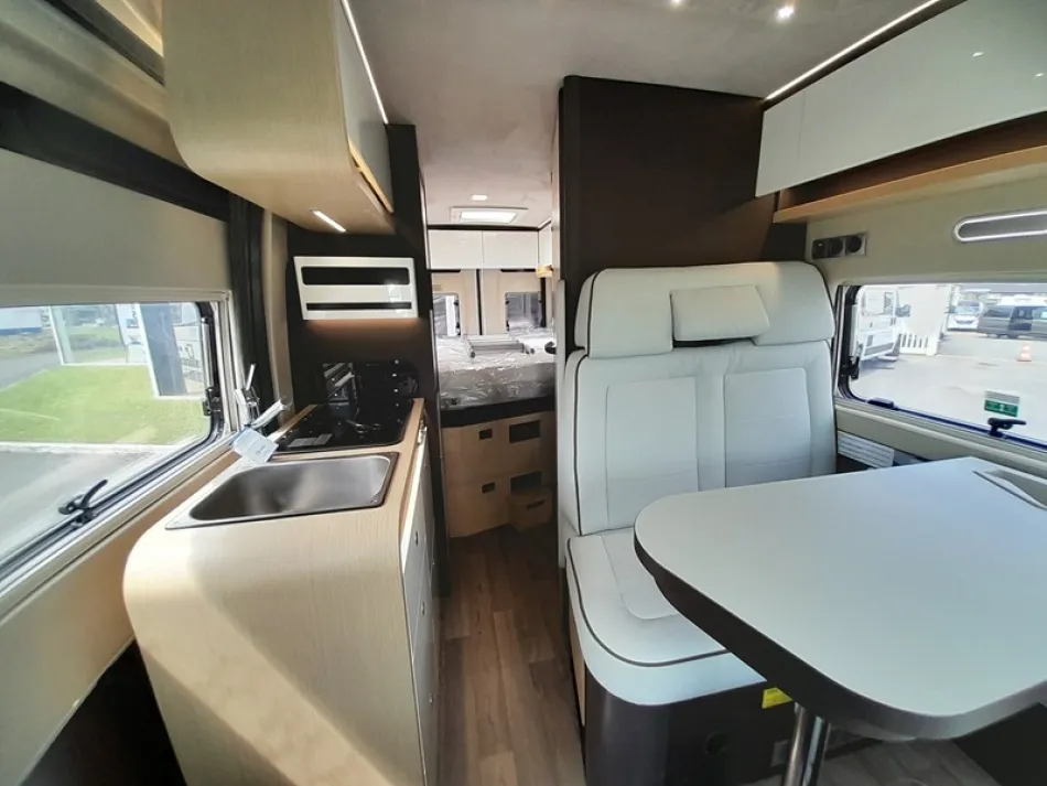 Fourgon aménagé - Autostar - V 630 G DESIGN EDITION TOIT RELEVABLE - 2024