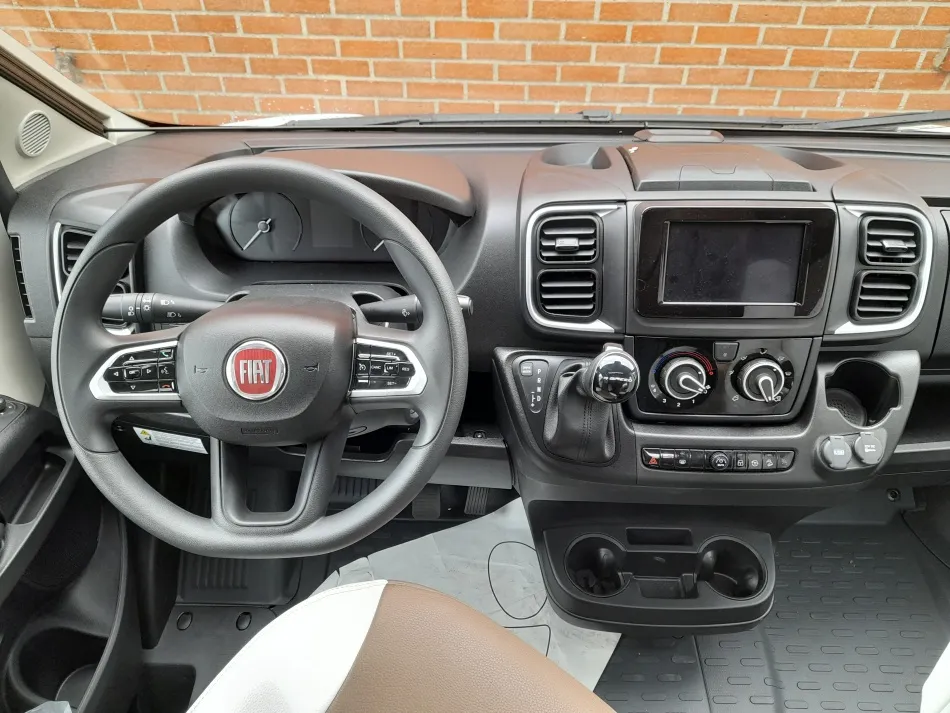 DESIGN EDITION  V 590 LT
