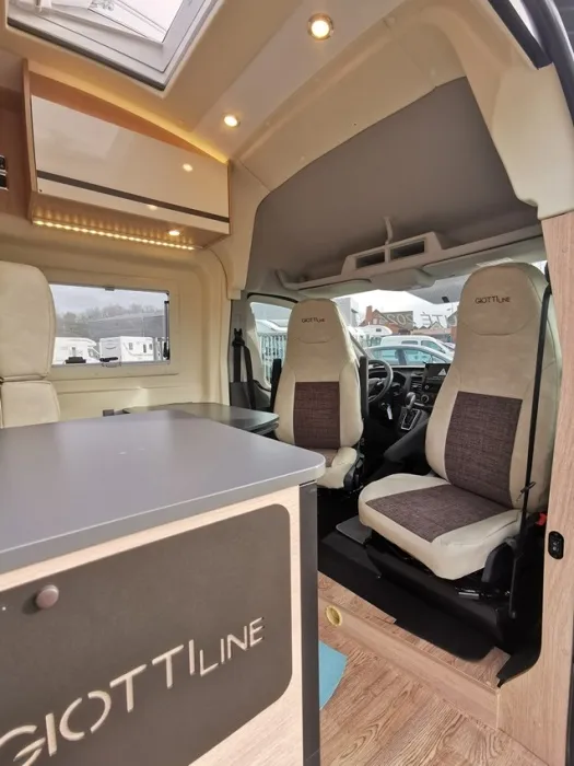 Fourgon aménagé - Giottiline - VAN 60 FT - 2024