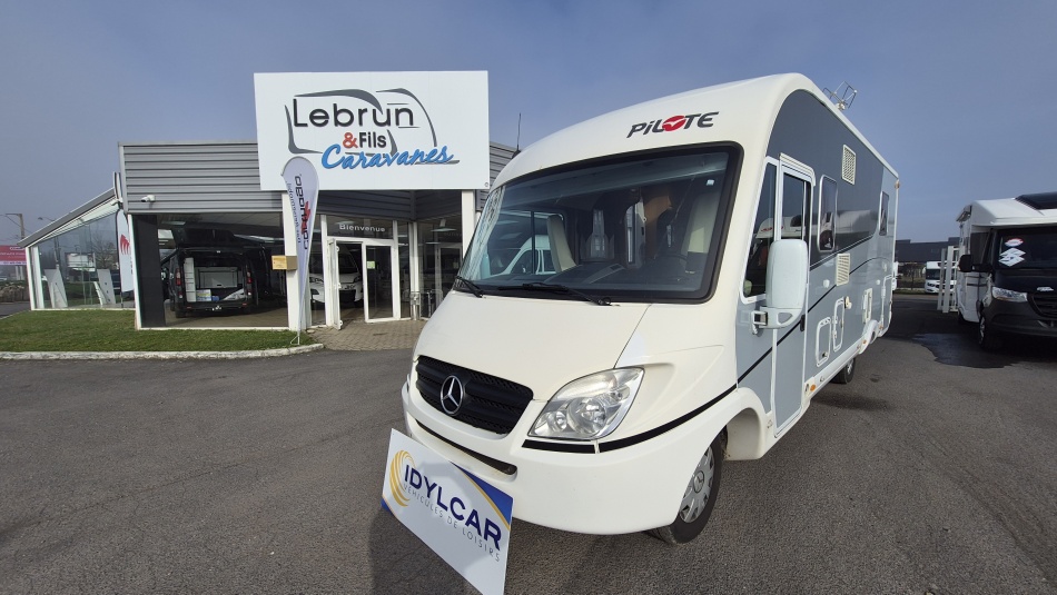 Camping-car PILOTE INTEGRAL GALAXY