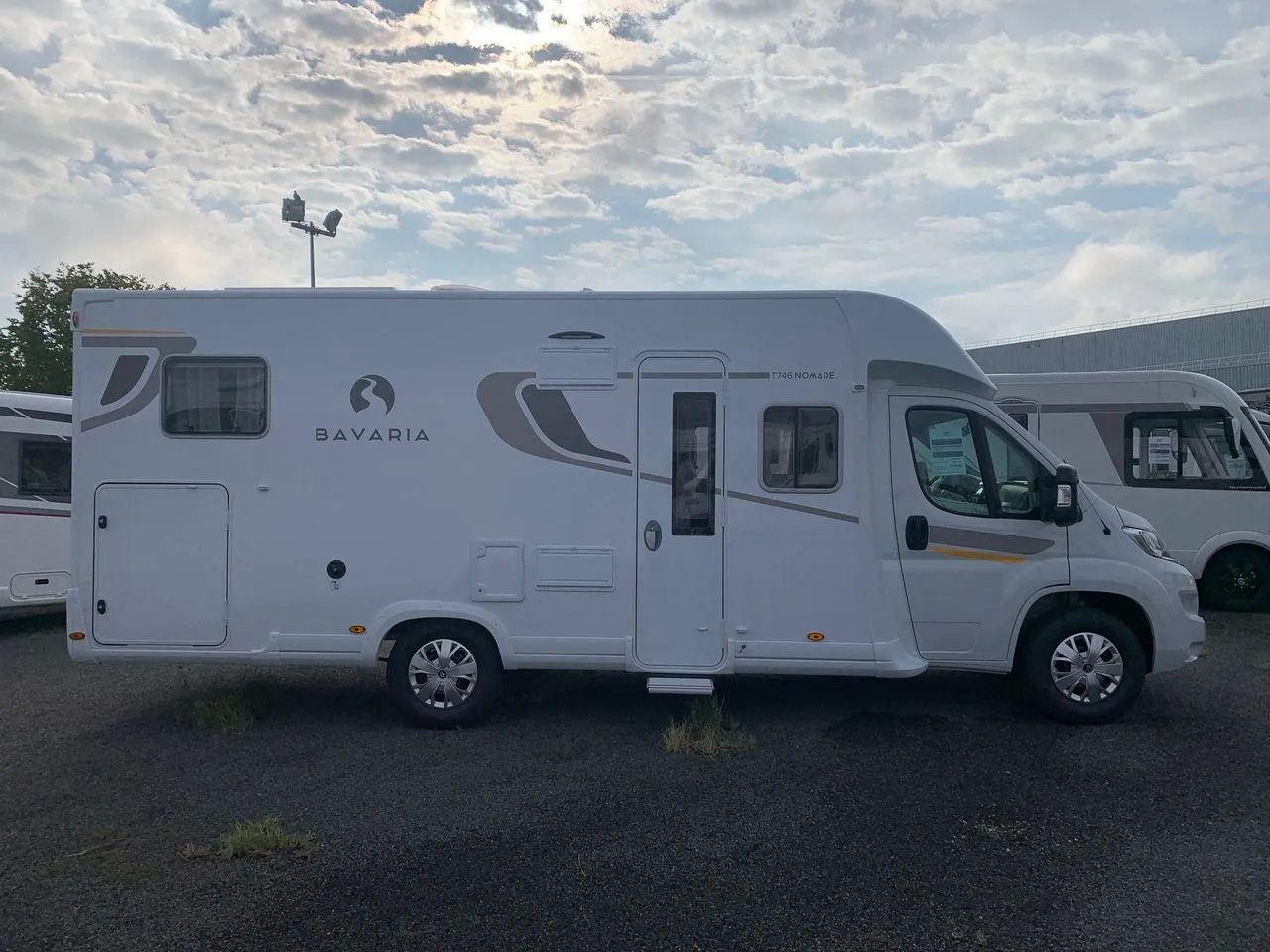 Camping-car - Bavaria - T746FGJ NOMADE FIT - 2024