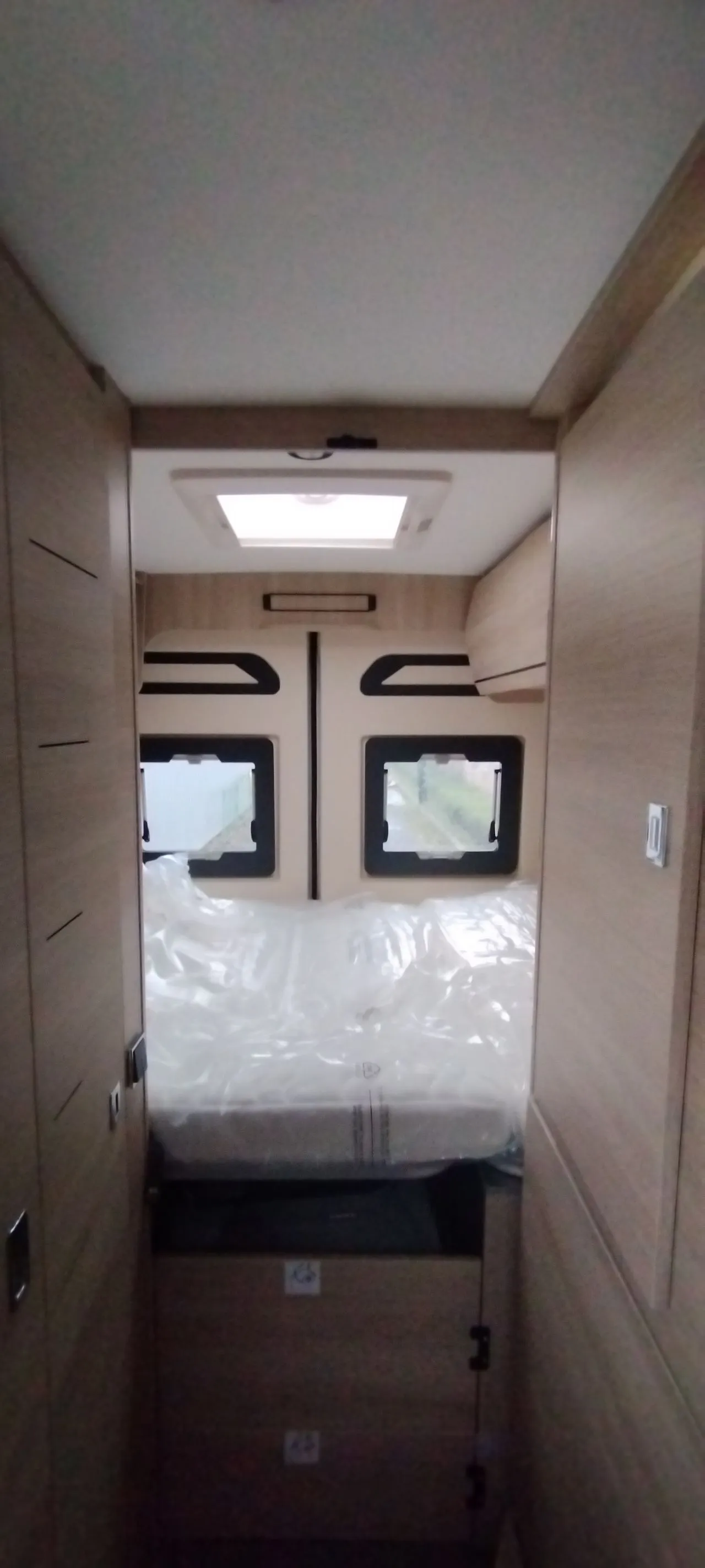 Fourgon aménagé - Rapido - V55 BLANC - 2024