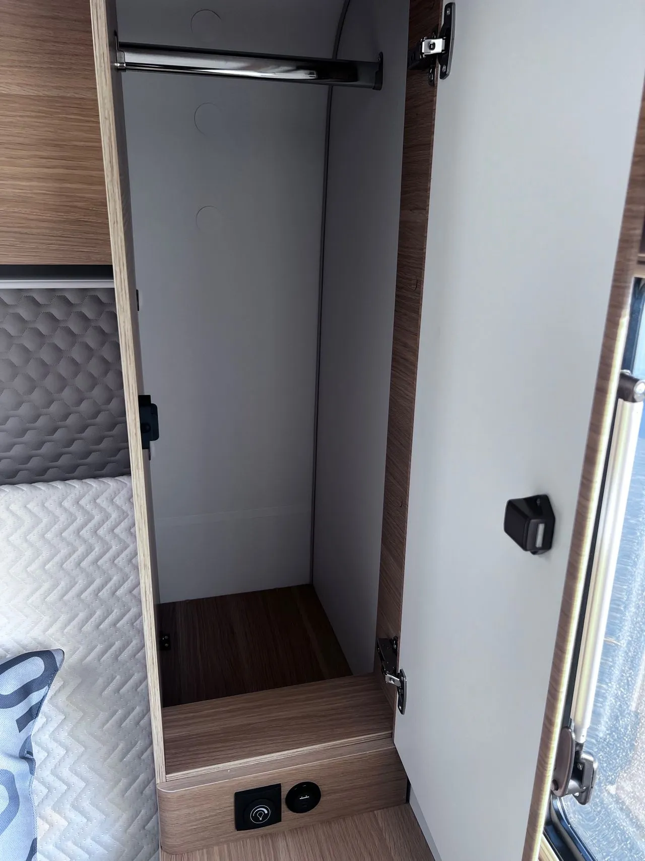 Camping-car - Adria - MATRIX 650 DC PACK ANNIVERSAIRE BOITE AUTO 2026