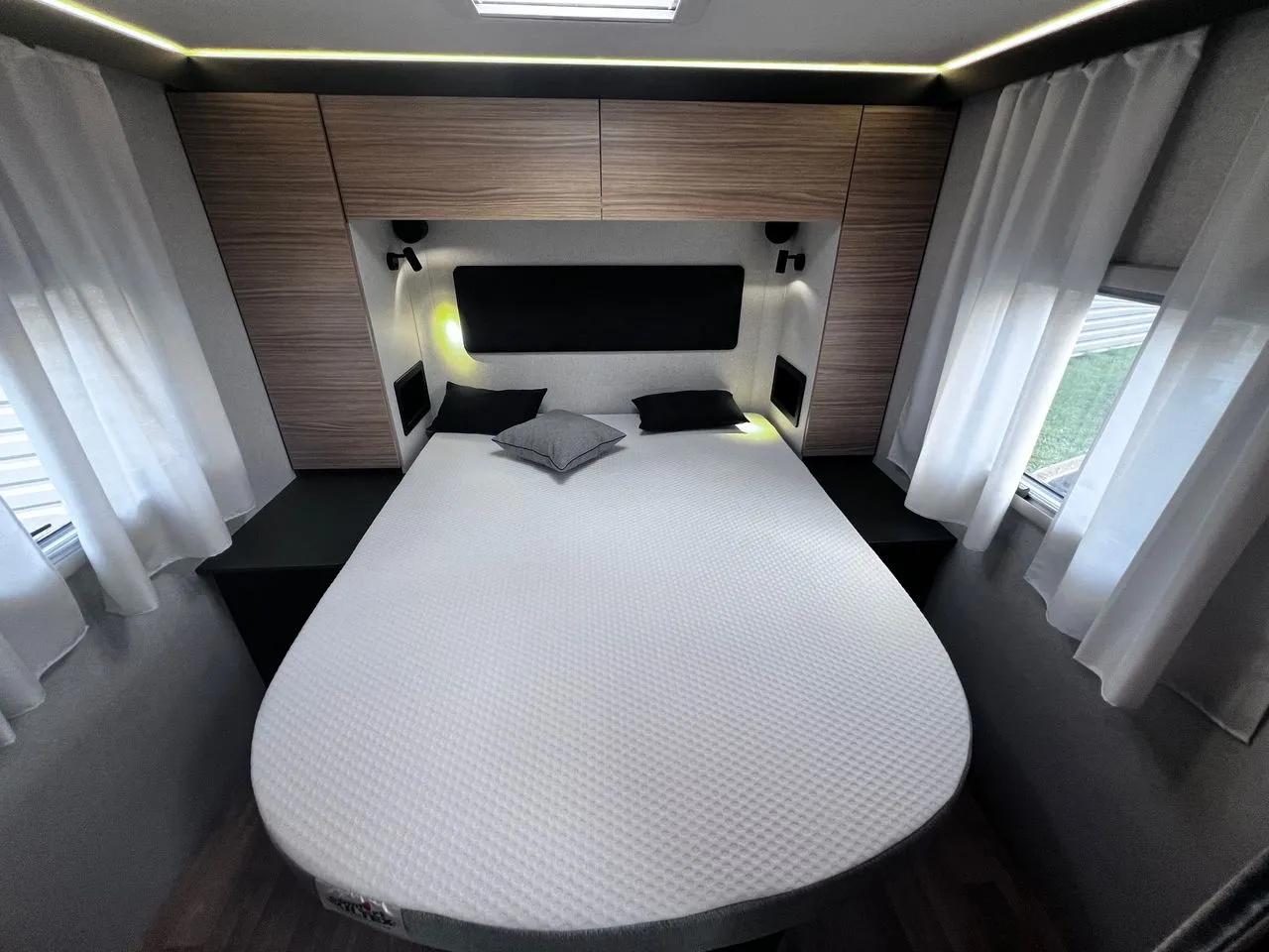 Camping-car - Bavaria - T740FC UNIK - 2026