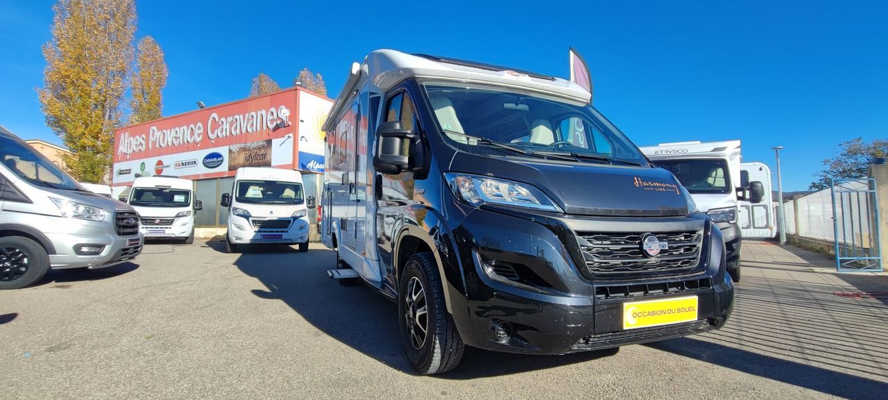 Camping-car BÜRSTNER TRAVEL VAN T 620G "Faible KM"