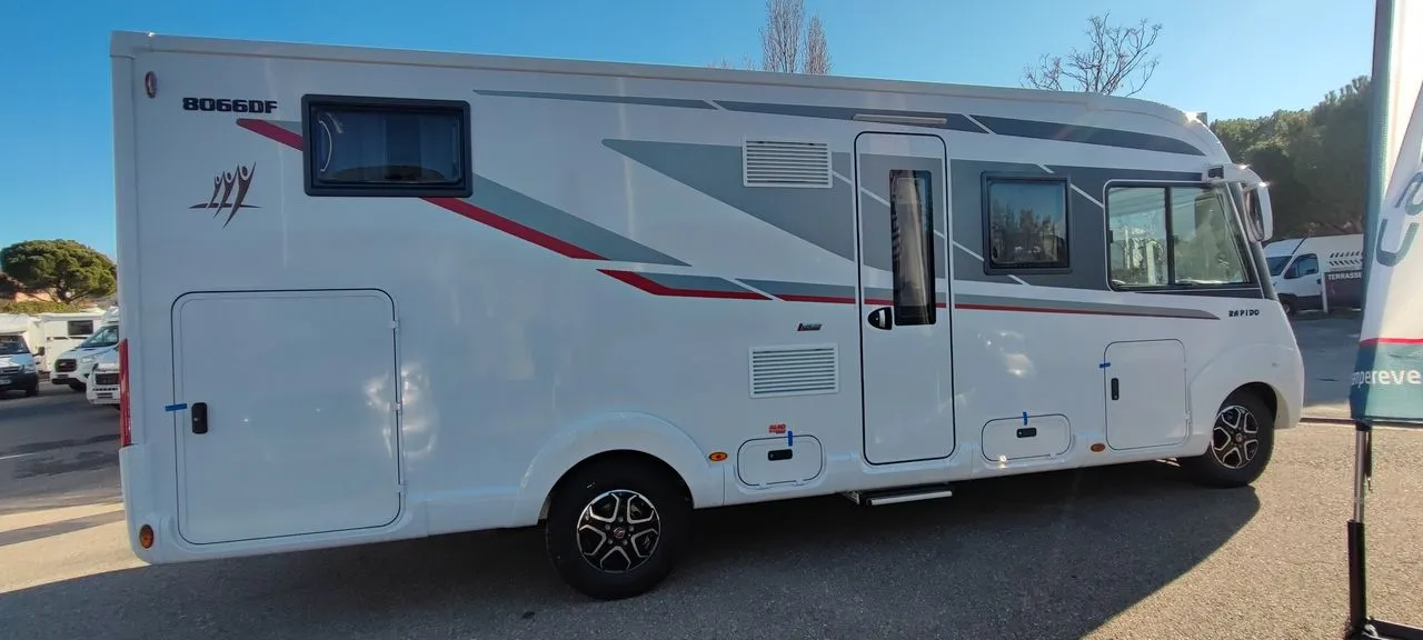 Camping-car - Rapido - 8066 ULTIMATE LINE 