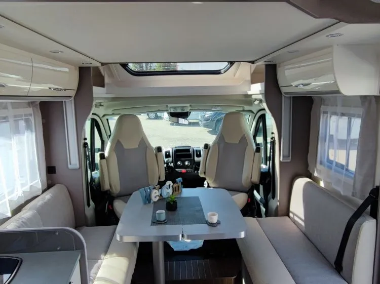 Camping-car - Etrusco - T 7400 QBC 