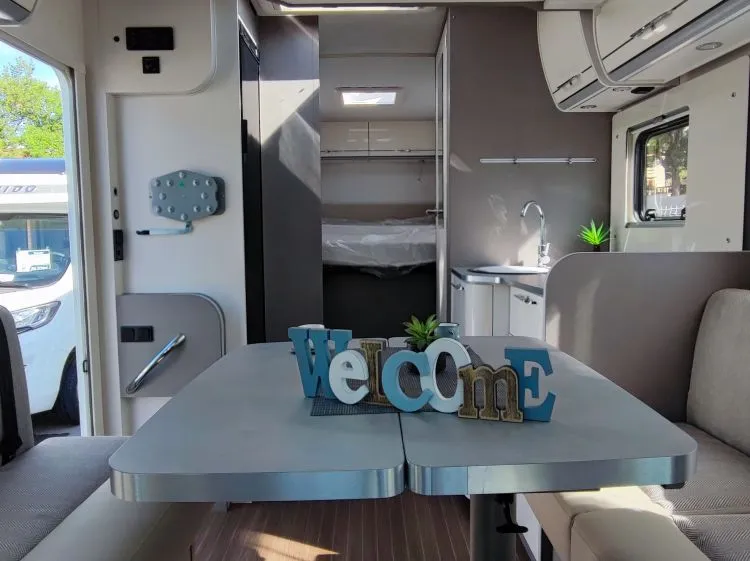 Camping-car - Etrusco - T 7400 QBC 