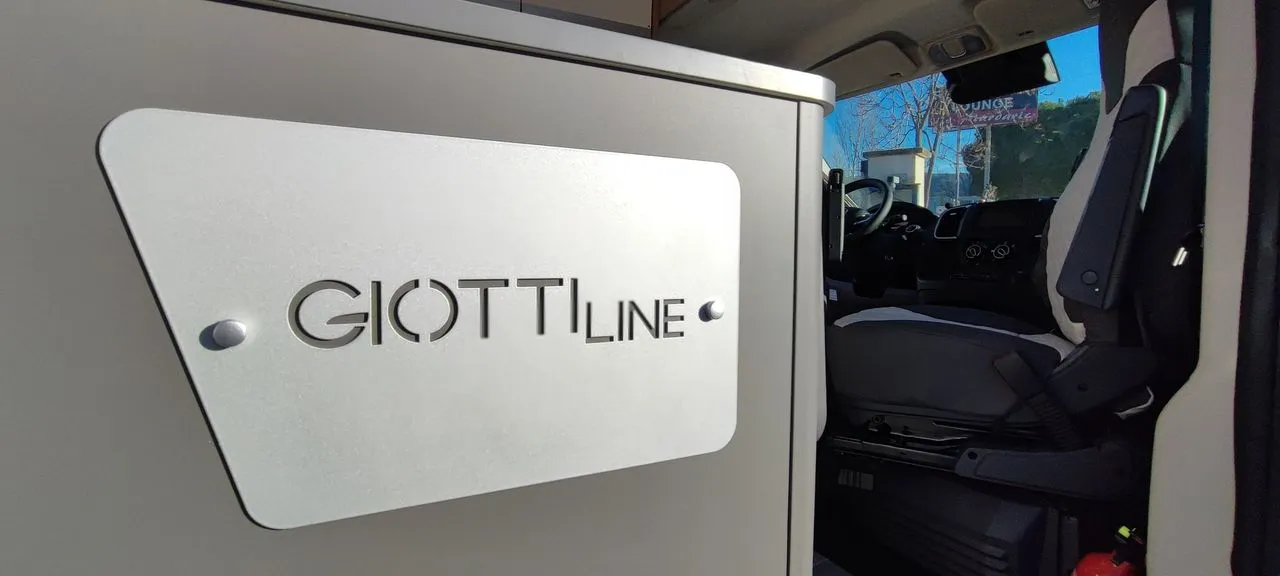 Fourgon aménagé - Giottiline - 60T 