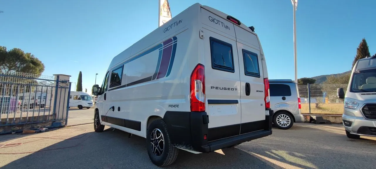 Fourgon aménagé - Giottiline - 60T Première Edition 