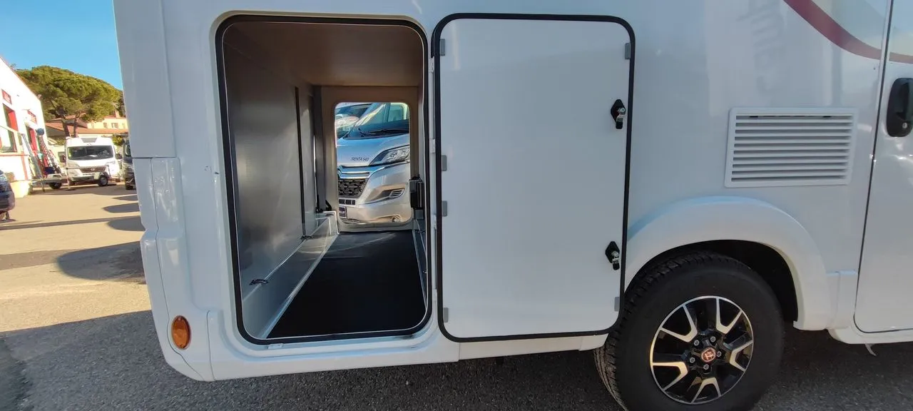 Camping-car - Rapido - 606 F 
