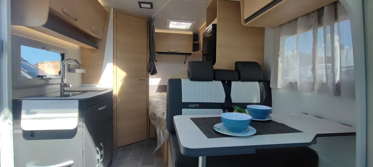 Camping-car - Giottiline - SIENA 330 Première Édition 